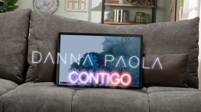 DANNA PAOLA estrena video oficial “Contigo”