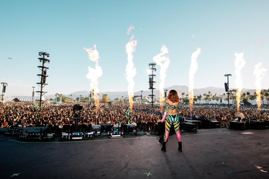 ANITTA conquista al público en festival Coachella