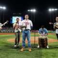 PEDRO CAPÓ acompaña a la Selección de Puerto Rico en el juego inaugural del Clásico Mundial de Béisbol interpretando el Himno 